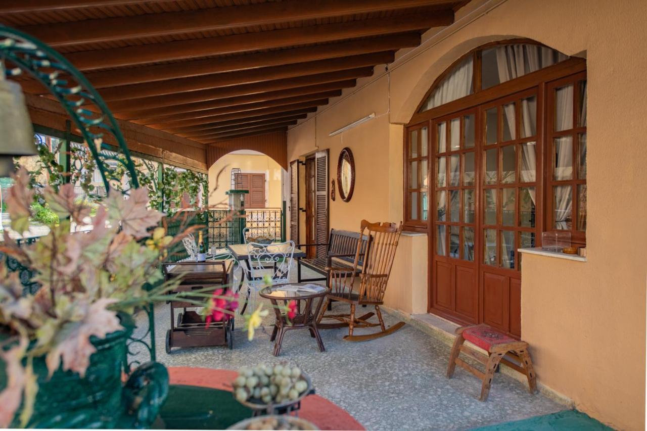 Apartamento Fay'S Barbeque Garden House -Family Activities Corfu Port Exterior foto
